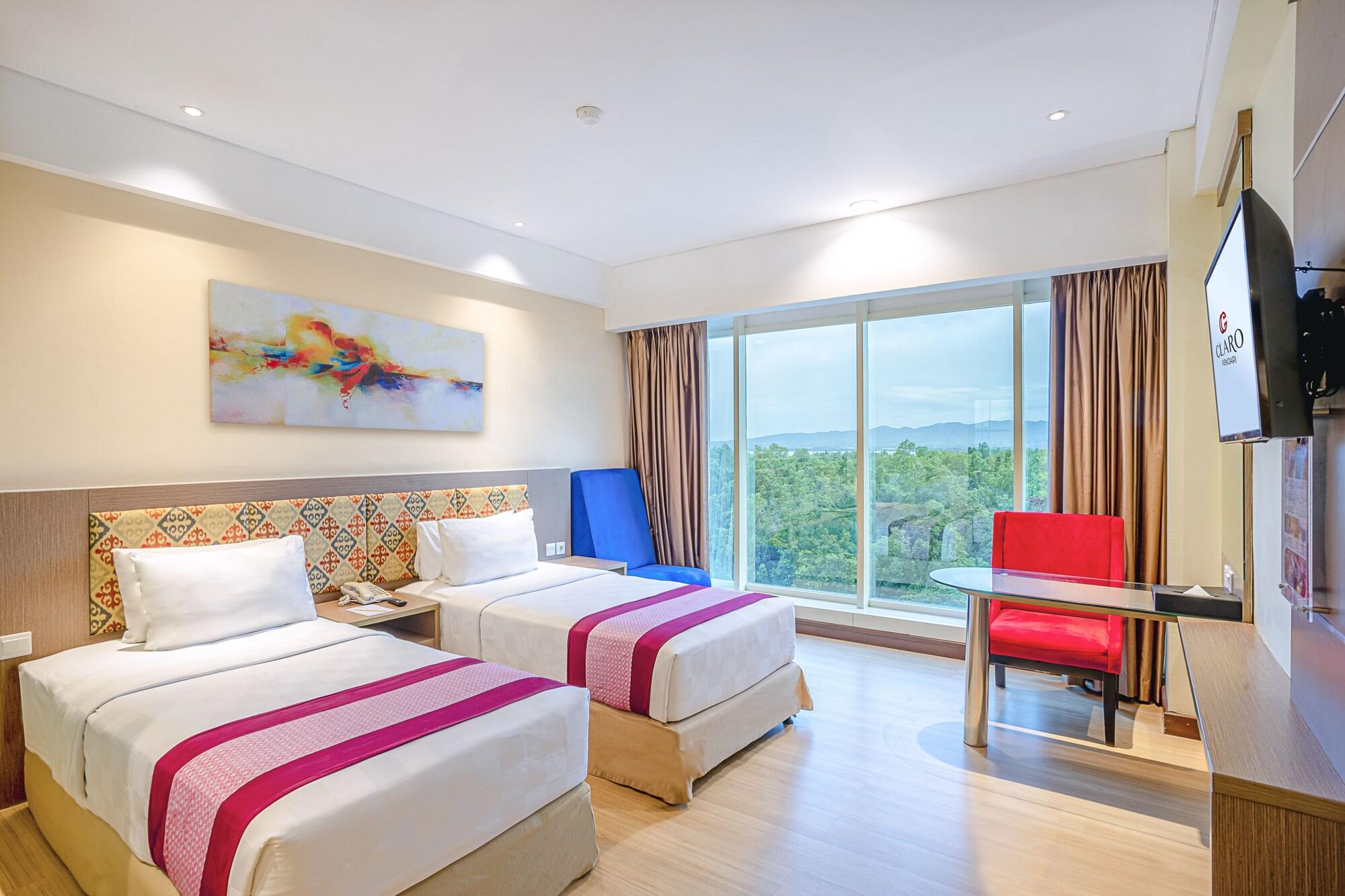 Claro Hotel Kendari Exterior foto